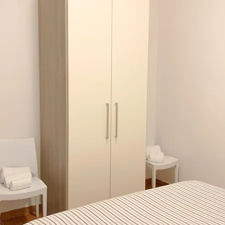 Apartamento Sullago - Confortevole Con Piscina